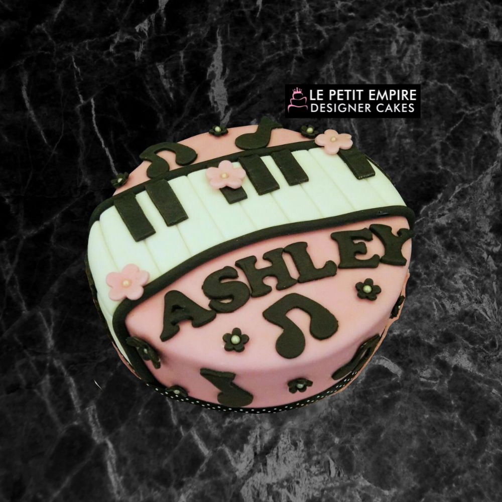 Music Notes Piano Cake Music Notes Piano Fondant Cake - Image 1